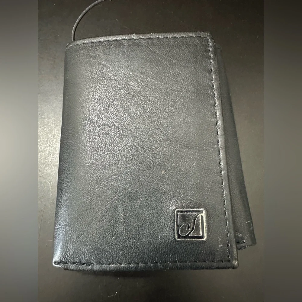 🆕Stone Mountain Trifold Leather Wallet